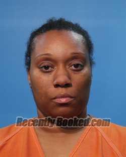 Recent Mugshot Image for AMBER MONE ROYSTON in Brazoria County, Texas