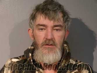 Recent Mugshot Image for Christopher Gene Edwards in Tazewell County, Virginia