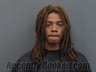 Recent Mugshot Image for DEREK IVAN ROBERTS in Gregg County, Texas