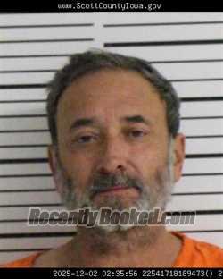 Recent Mugshot Image for ADRIAN MICHAEL MORENO in Scott County, Iowa