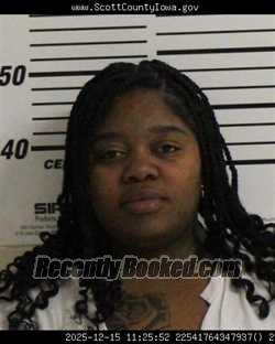 Recent Mugshot Image for ITYLEONIA LOUISE WATSON in Scott County, Iowa