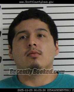 Recent Mugshot Image for ISIDRO ROSALES-RODRIGUEZ in Scott County, Iowa