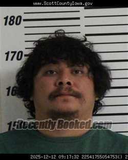 Recent Mugshot Image for OMAR TORRES in Scott County, Iowa