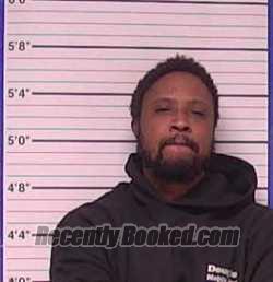 Recent Mugshot Image for KEMANI WILLIAMS in Bladen County, North Carolina