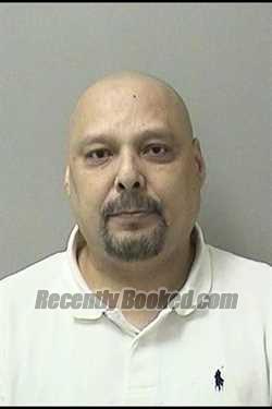 Recent Mugshot Image for LUIS R MORALES in Kane County, Illinois