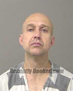 Recent Mugshot Image for MATTHEW DANIEL LAWRENCE in Macon County, Illinois