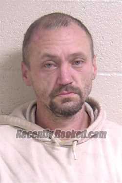 Recent Mugshot Image for TRAVIS QUIGLEY in Madison County, Illinois