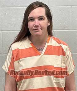Recent Mugshot Image for LAURA ROBERTS in Fulton County, Indiana