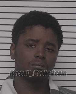 Recent Mugshot Image for ANTONIO SANDERS in Iredell County, North Carolina