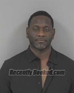 Recent Mugshot Image for TRAVIS ANTONIO MURRAY in Johnston County, North Carolina