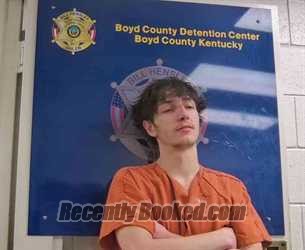 Recent Mugshot Image for BRAYDEN ROBARDS in Boyd County, Kentucky