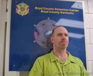 Recent Mugshot Image for MATTHEW OWENS in Boyd County, Kentucky