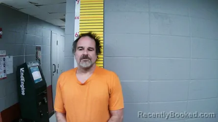 Recent Mugshot Image for ERIC TODD LYVERS in Butler County, Kentucky