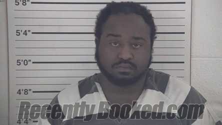 Recent Mugshot Image for ROEMELLO OMORO HURST in Campbell County, Kentucky