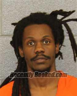 Recent Mugshot Image for DAKIM KWAJUAN JONES-VINSON in Mecklenburg County, North Carolina