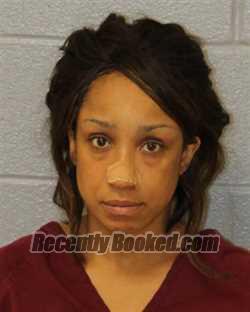 Recent Mugshot Image for SHARON ERIKA BUNTING in Mecklenburg County, North Carolina