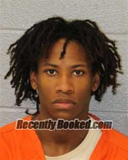 Recent Mugshot Image for DYSHAWN JIKEAR HOWARD in Mecklenburg County, North Carolina