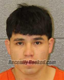 Recent Mugshot Image for CARLOS HERNANDEZ LOPEZ in Mecklenburg County, North Carolina