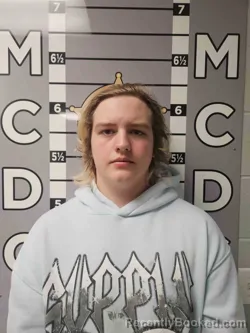 Recent Mugshot Image for JOSIAH DAHL in Madison County, Kentucky