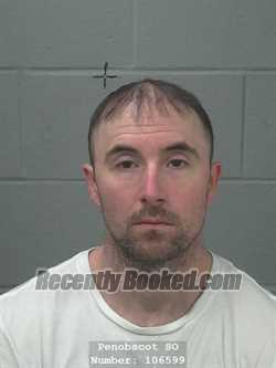 Recent Mugshot Image for TROY MICHAEL NILES in Penobscot County, Maine