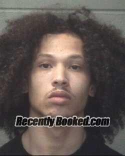 Recent Mugshot Image for DEVON NIKOLI VERONESI in Onslow County, North Carolina