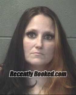 Recent Mugshot Image for ALICIA NIKI RENEE GALDERIO in Onslow County, North Carolina