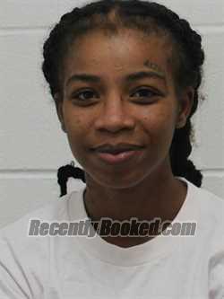 Recent Mugshot Image for GANIYA RASHA LONG in Wicomico County, Maryland
