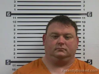 Recent Mugshot Image for JAMES RONALD JR HINTON in Hardeman County, Tennessee