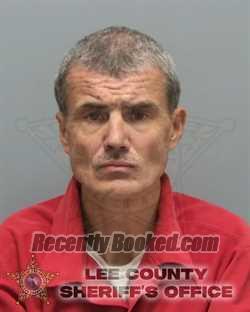 Recent Mugshot Image for RICHARD STEVEN CHINN in Lee County, Florida