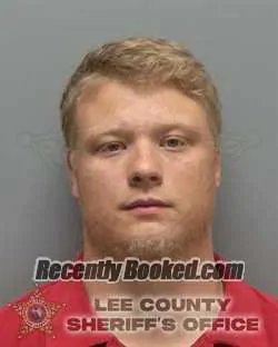 Recent Mugshot Image for HUNTER ZACHARY THOMPSON in Lee County, Florida
