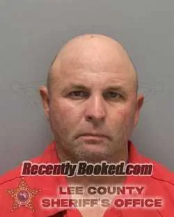 Recent Mugshot Image for NOEL ALVAREZ in Lee County, Florida