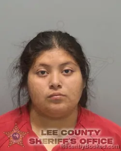 Recent Mugshot Image for LESLY ADRIANA ROQUE-BOTELLO in Lee County, Florida