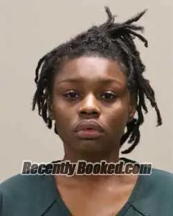 Recent Mugshot Image for ADRIANNA BRANIQUE ROBERSON in Martin County, Florida