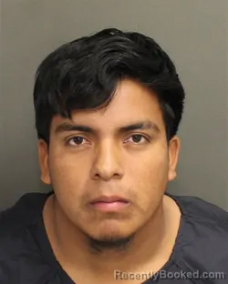 Recent Mugshot Image for DUBER ROBERTO PEREZAGUSTIN in Orange County, Florida