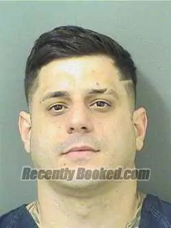 Recent Mugshot Image for JOHNNY ROBERTO PEROZORODRIGUEZ in Palm Beach County, Florida