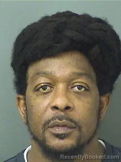 Recent Mugshot Image for REUBEN JENARD LAMON WALKER in Palm Beach County, Florida