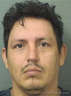 Recent Mugshot Image for MIGUEL ENRIQUE MELENDEZARAGON in Palm Beach County, Florida