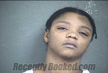 Recent Mugshot Image for VICTASHIA TRIPLETT in Wyandotte County, Kansas