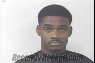 Recent Mugshot Image for Henoc Louis in St Lucie County, Florida