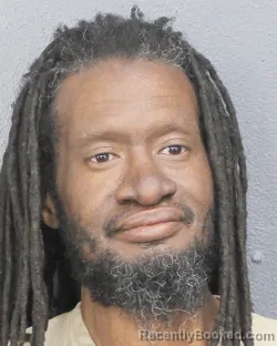 Recent Mugshot Image for DEREK FRAZIER in Broward County, Florida