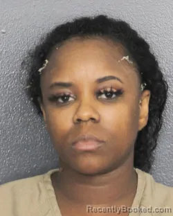 Recent Mugshot Image for LASHAUNDA RENA HUNTLEY in Broward County, Florida