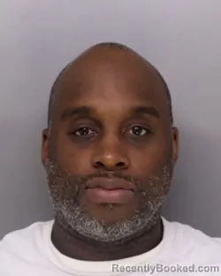 Recent Mugshot Image for DIONE HOWARD in Hamilton County, Ohio