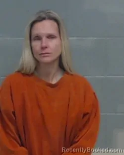 Recent Mugshot Image for KIMBERLY ANN CARVER in Washington County, Florida