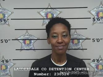 Recent Mugshot Image for VALESHIA SHANE LONG in Lauderdale County, Alabama