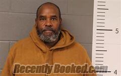 Recent Mugshot Image for LONNIE SANDERS in St Clair County, Alabama