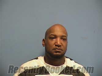 Recent Mugshot Image for WARREN JONES in St Tammany Parish, Louisiana