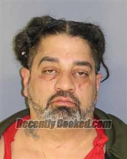 Recent Mugshot Image for FERNANDO CLAUDIO in Essex County, New Jersey
