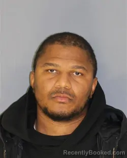 Recent Mugshot Image for SHAQUAN M MURPHY in Essex County, New Jersey