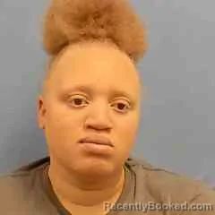 Recent Mugshot Image for DARNIECA DANNER in St Francis County, Arkansas
