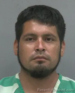 Mugshot of ARBI HERNANDEZ HERNANDEZ